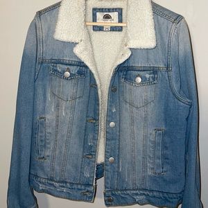 Medium Wash Denim Jean Jacket Lined with Fleece